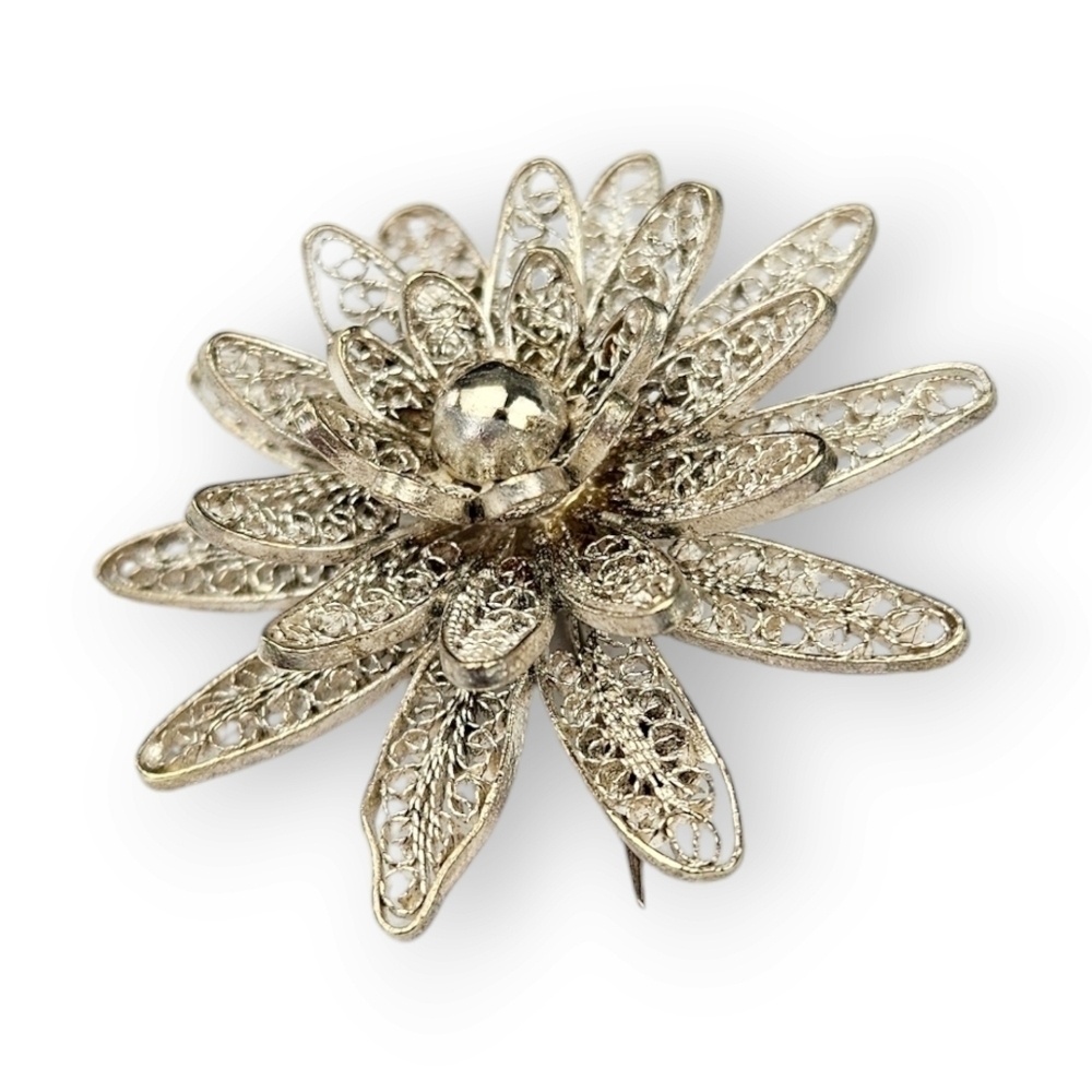 Spun Silver Filigree Flower Brooch Vintage Delicate Layered Petal Broach 1.75" - Picture 3 of 7